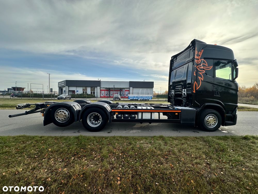 Scania S450 6x2 Rama Rozstaw 5m Poduszki przód Bogata Opcja Laweta BDF - 13