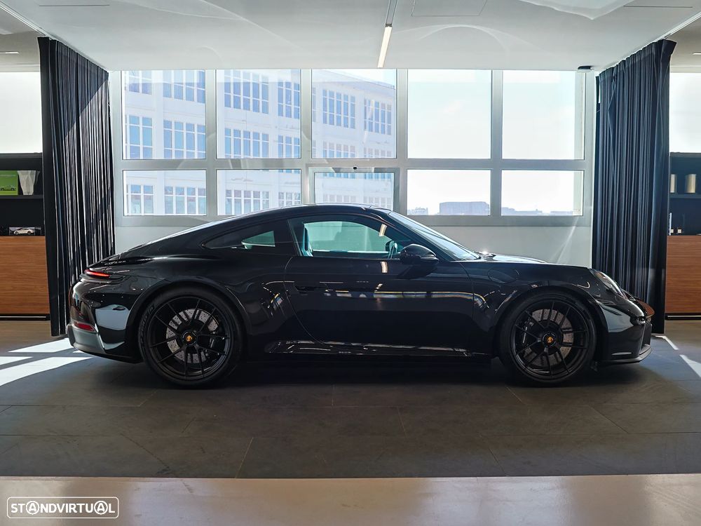 Porsche 911 (992) Carrera GTS - 7