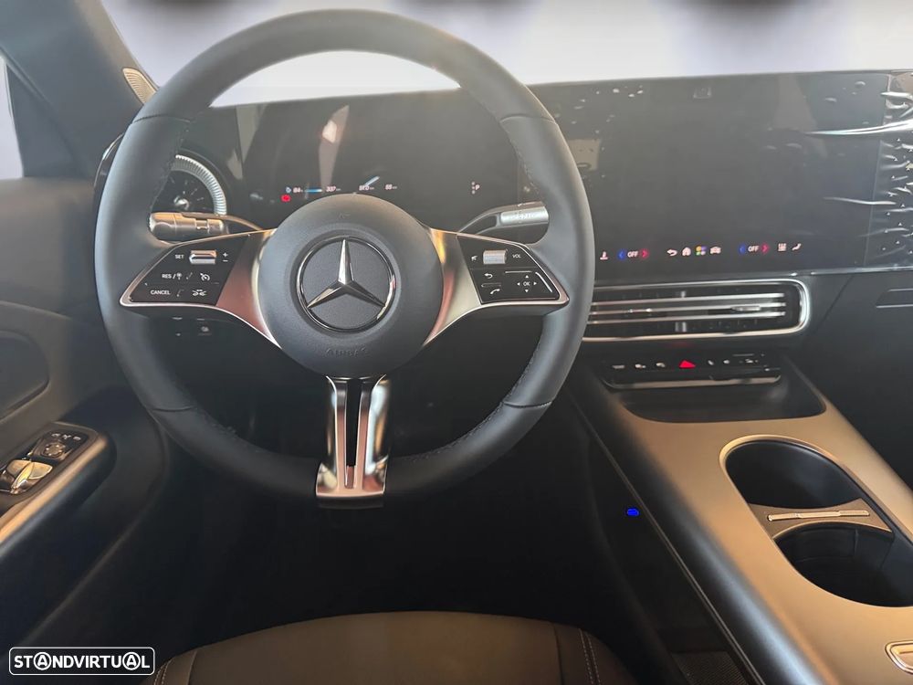 Mercedes-Benz CLA 200 - 18