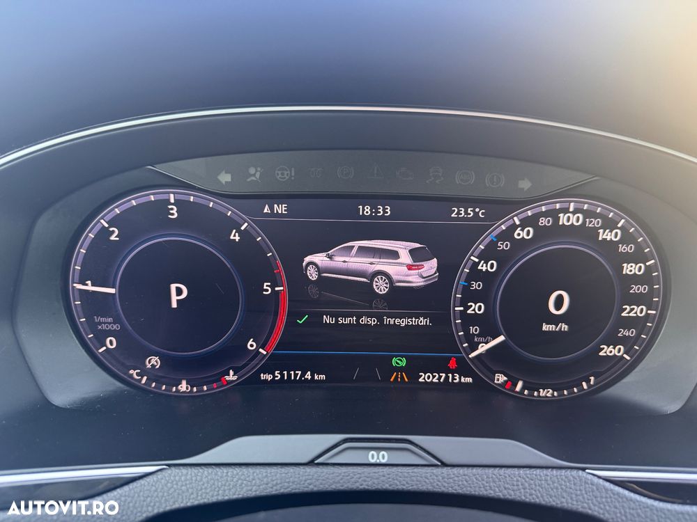 Volkswagen Passat 2.0 TDI SCR DSG - 15