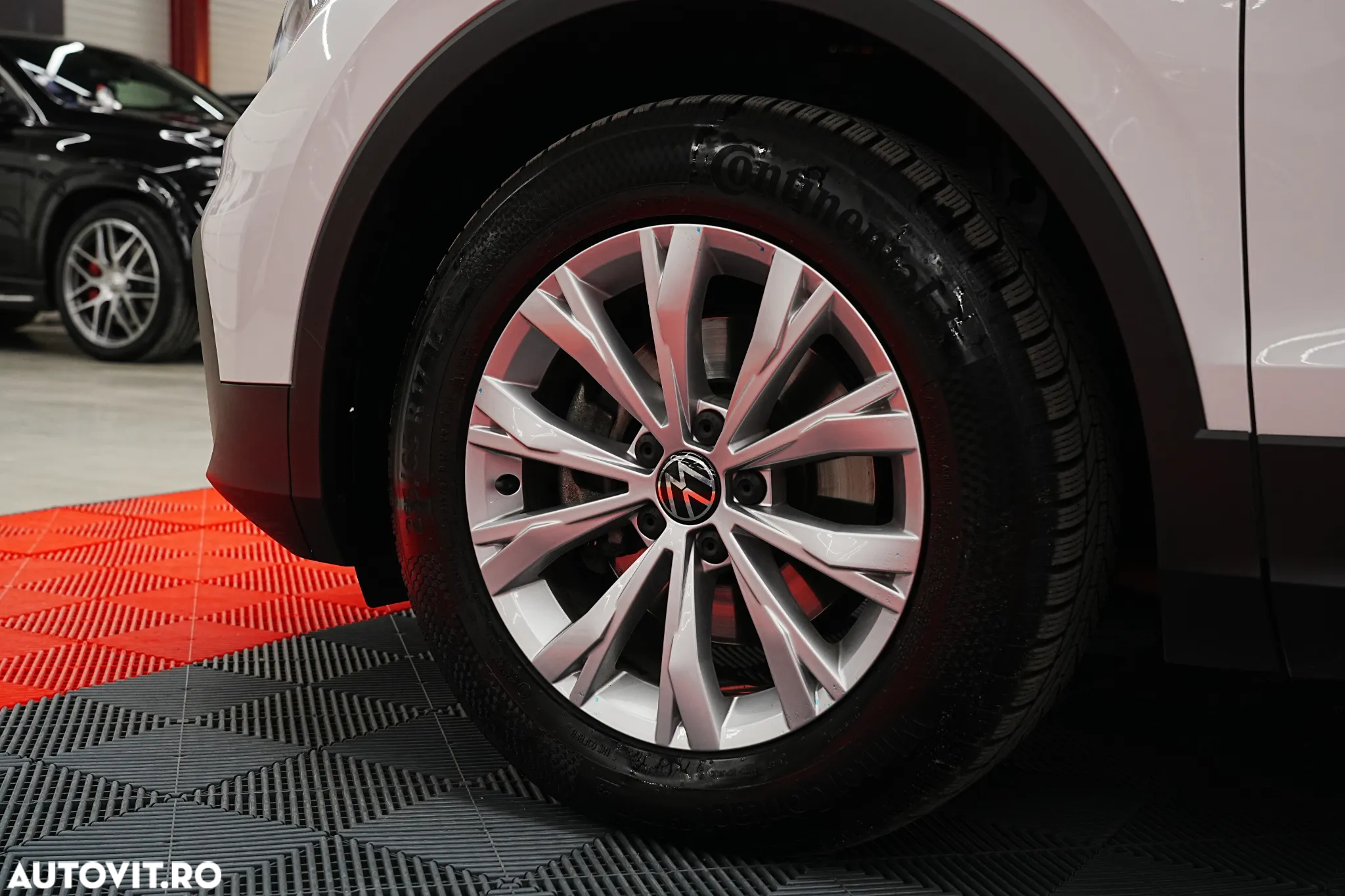 Volkswagen Tiguan 2.0 TDI DPF DSG Comfortline - 26