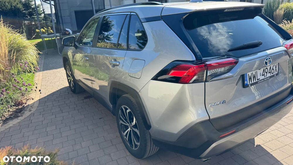 Toyota RAV4 - 5