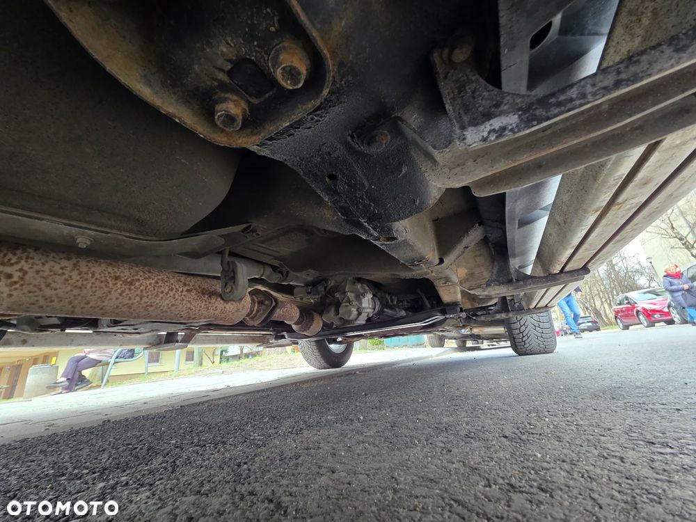 Suzuki Grand Vitara 2.7 V6 - 10