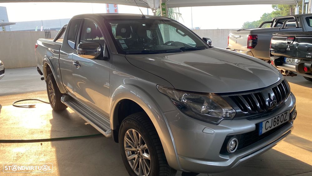 Mitsubishi L200 Pick Up 4x4 S&S Club Cab Diamant Edition - 4