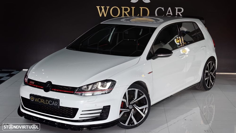 VW Golf - 22