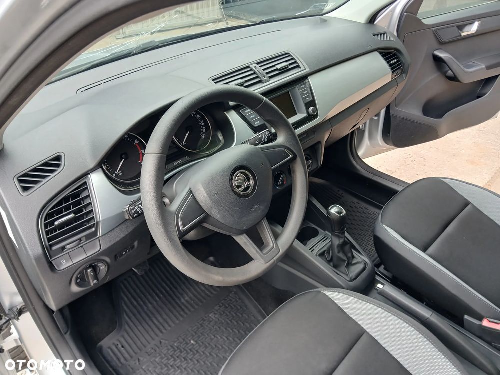 Skoda Fabia 1.0 Ambition - 22