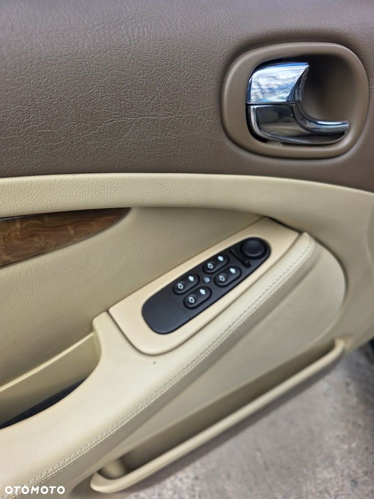 Jaguar S-Type 2.5 V6 High - 12