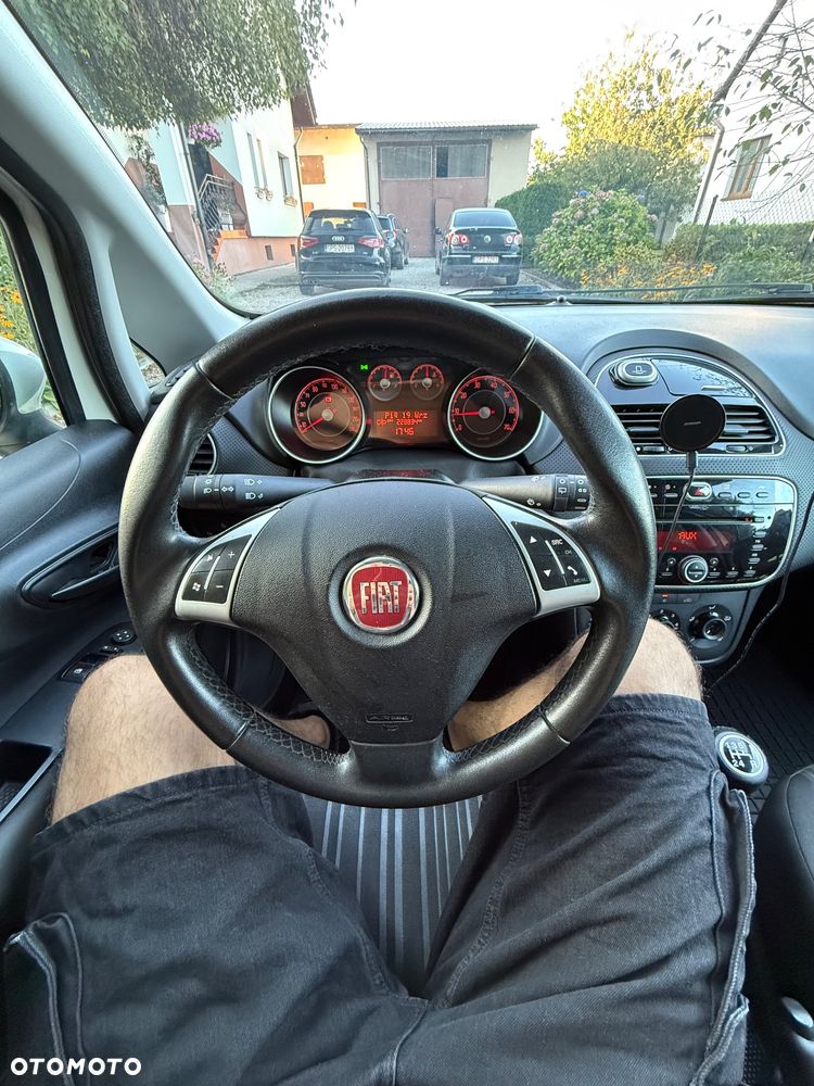 Fiat Punto - 12