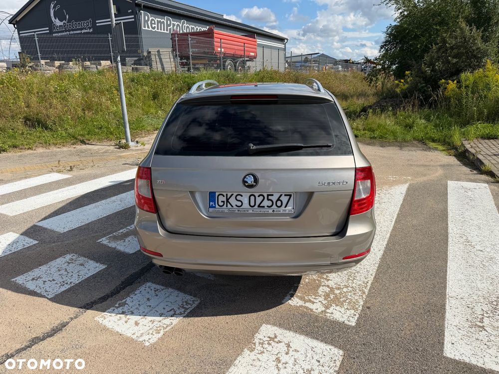 Skoda Superb - 8
