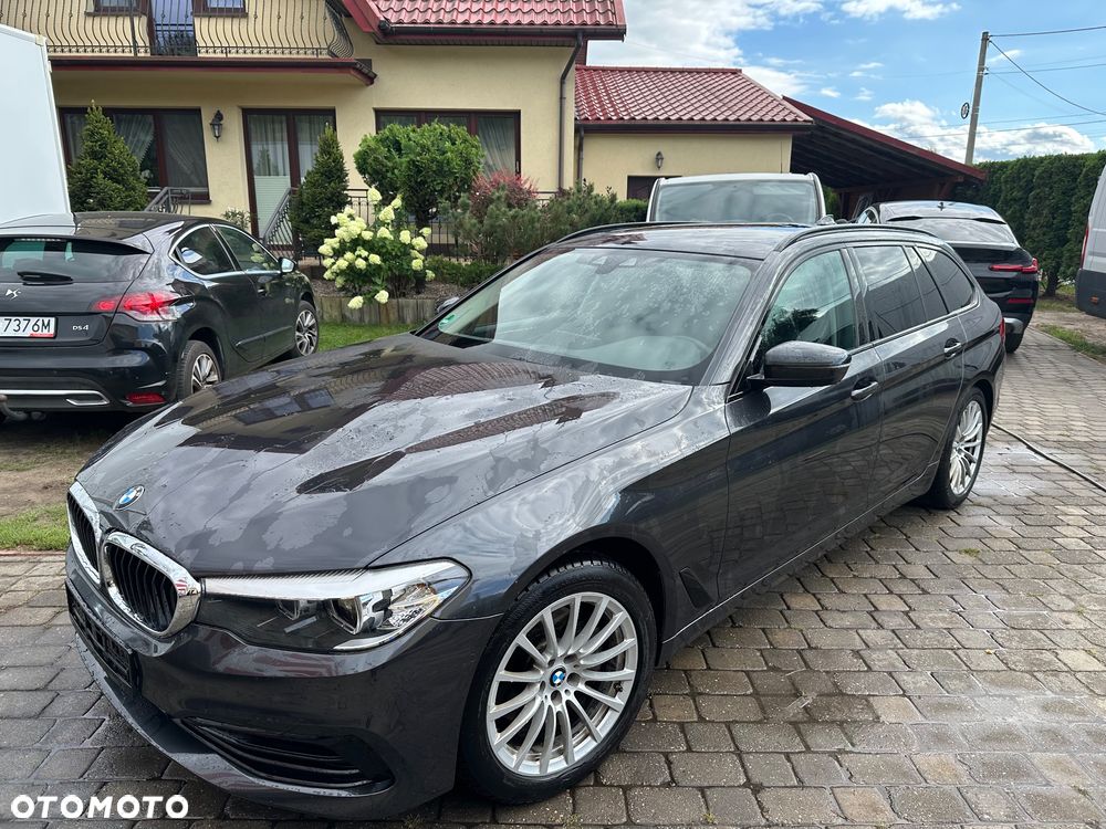 BMW Seria 5 520d Sport Line - 12