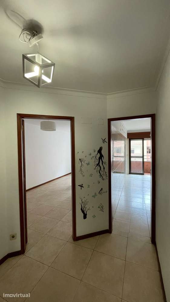 Apartamento T2 à venda na Rua Almada Negreiros - Grande imagem: 5/5