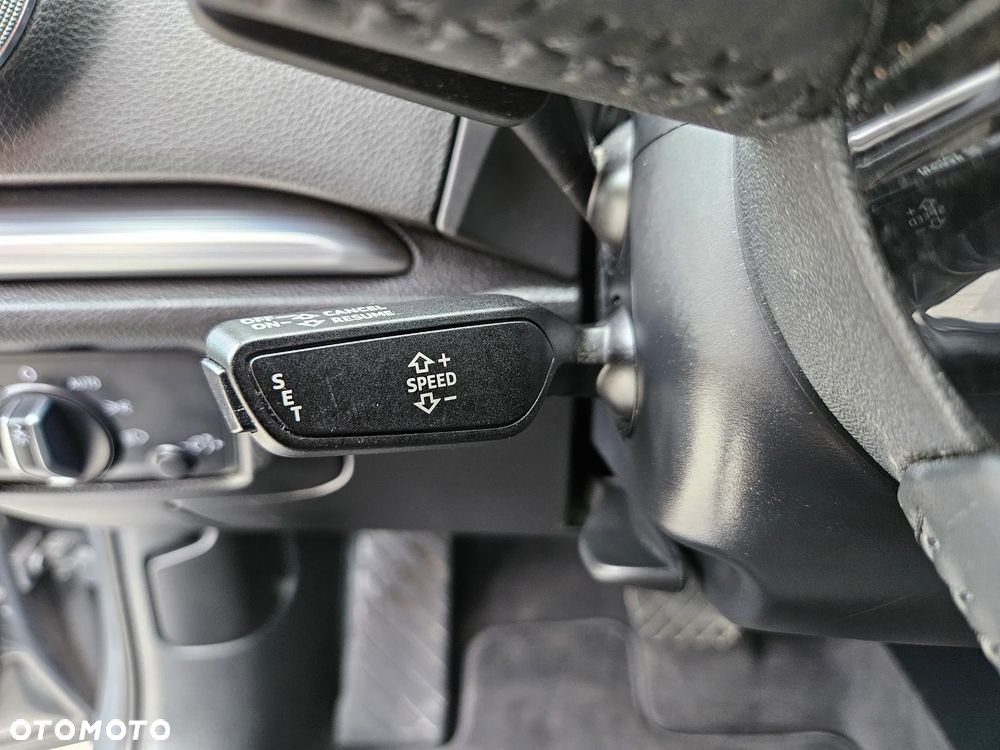 Audi A3 Sportback 30 TFSI S tronic sport - 28