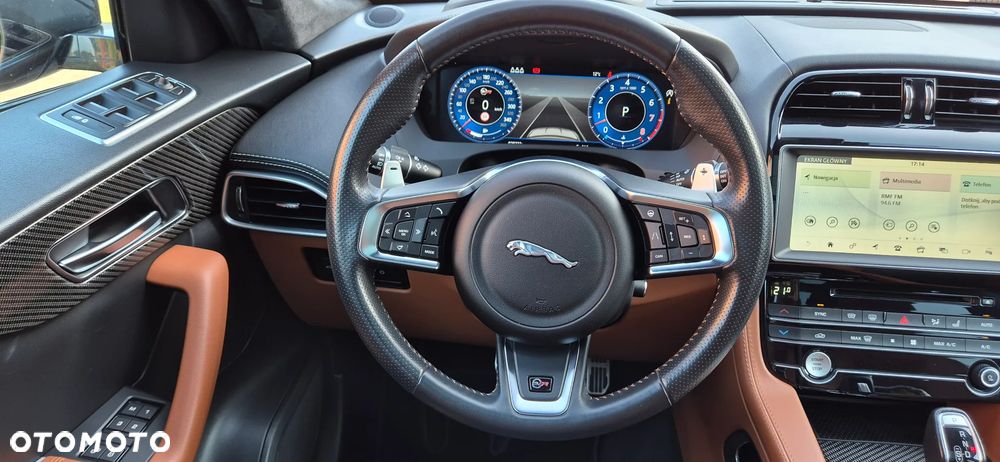 Jaguar F-Pace 5.0 V8 P550 AWD SVR - 16
