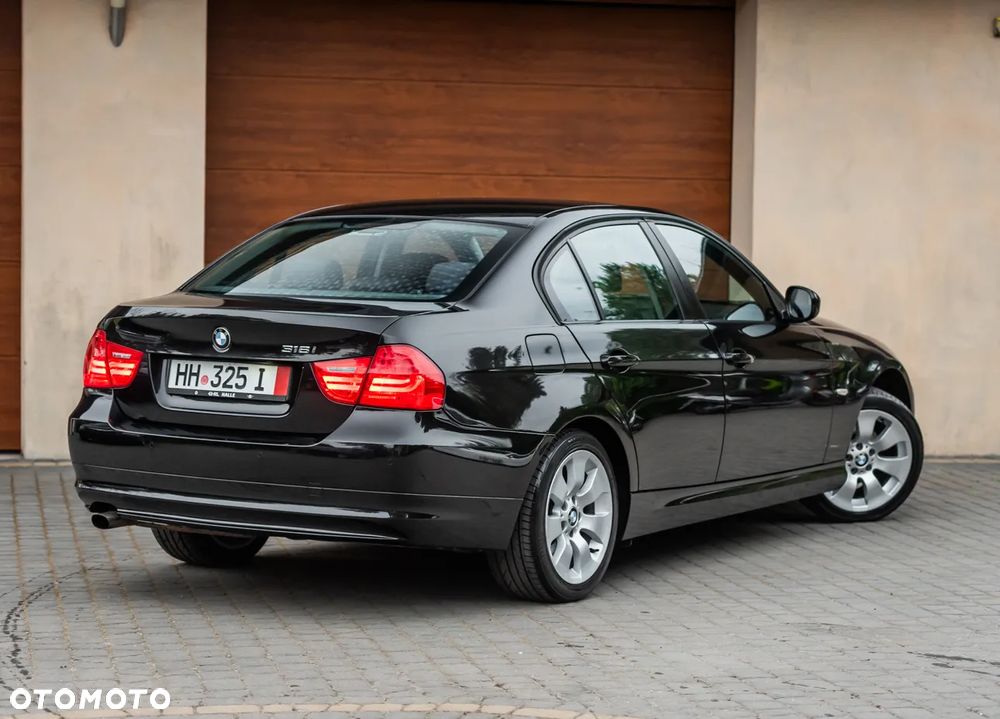 BMW Seria 3 318i Edition Exclusive - 6