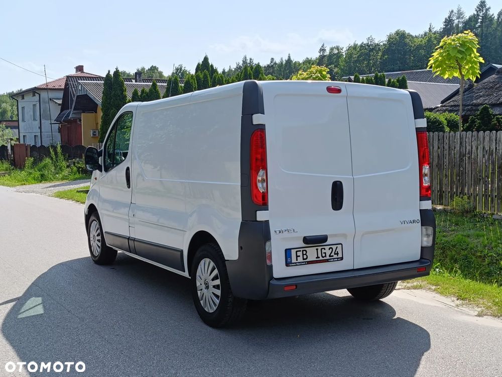Opel Vivaro - 4