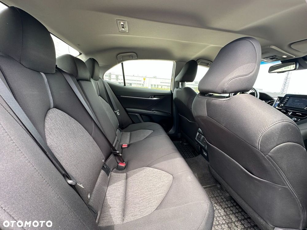 Toyota Camry 2.5 Hybrid Comfort CVT - 14