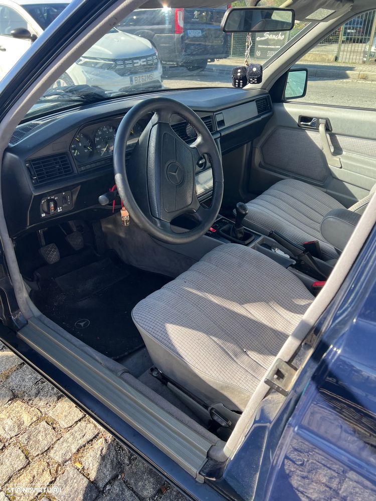 Mercedes-Benz A 190 1993 photo 5