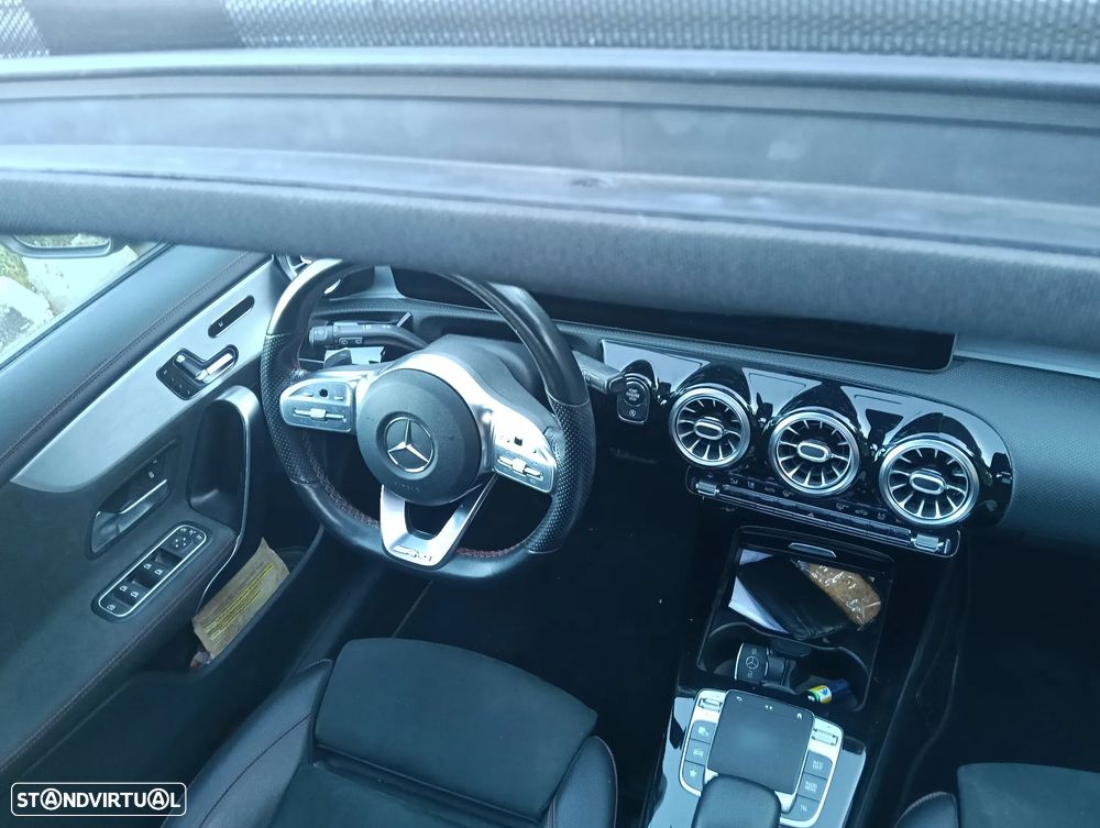 Mercedes-Benz CLA 180 d Shooting Brake AMG Line Aut. - 4