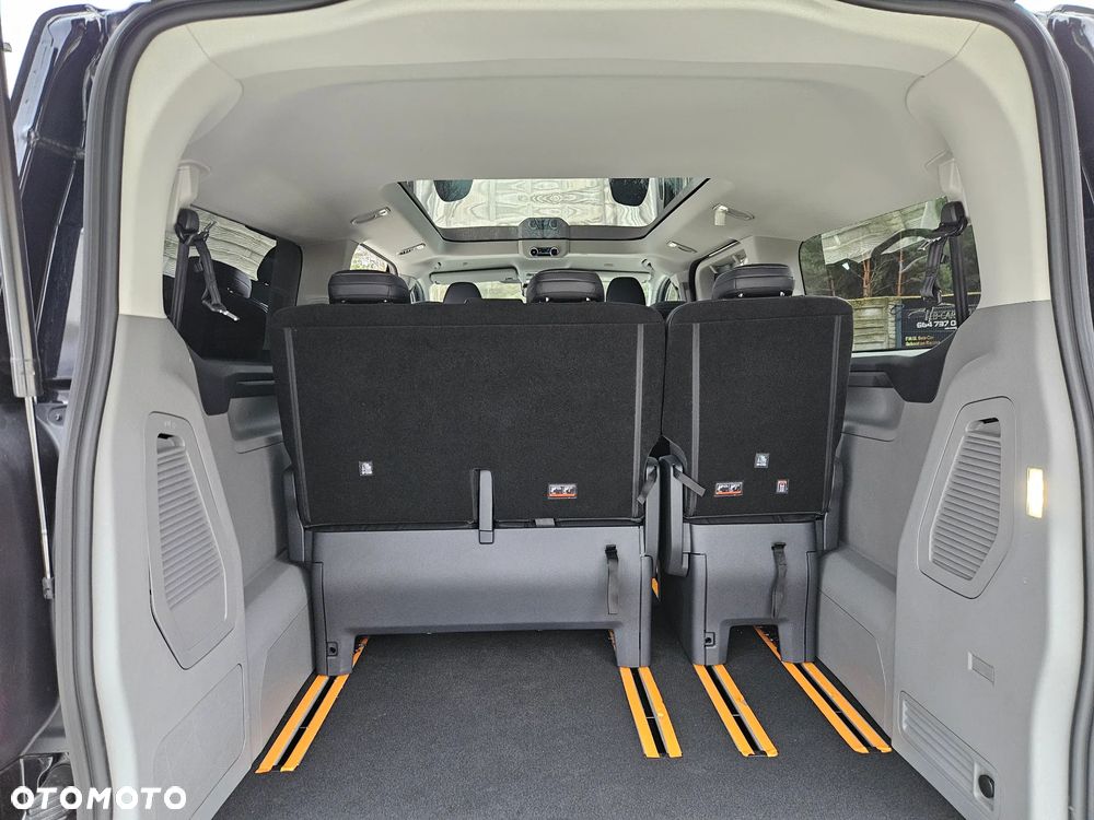 Ford Tourneo Custom 2.0 EcoBlue 320 L2 Titanium - 23