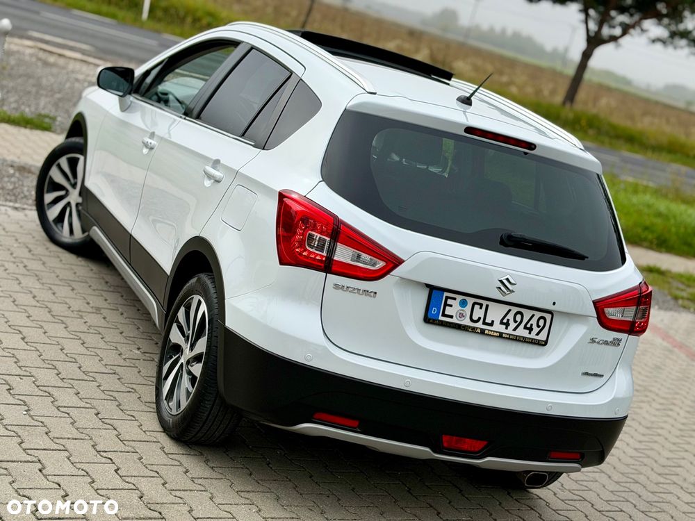 Suzuki SX4 S-Cross 1.4 T Premium 4WD - 29