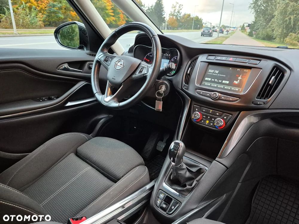 Opel Zafira Diesel Innovation - 10