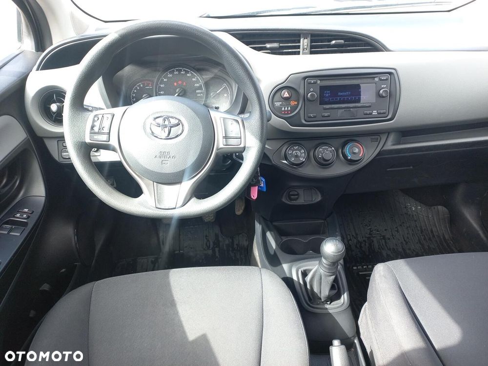 Toyota Yaris - 14
