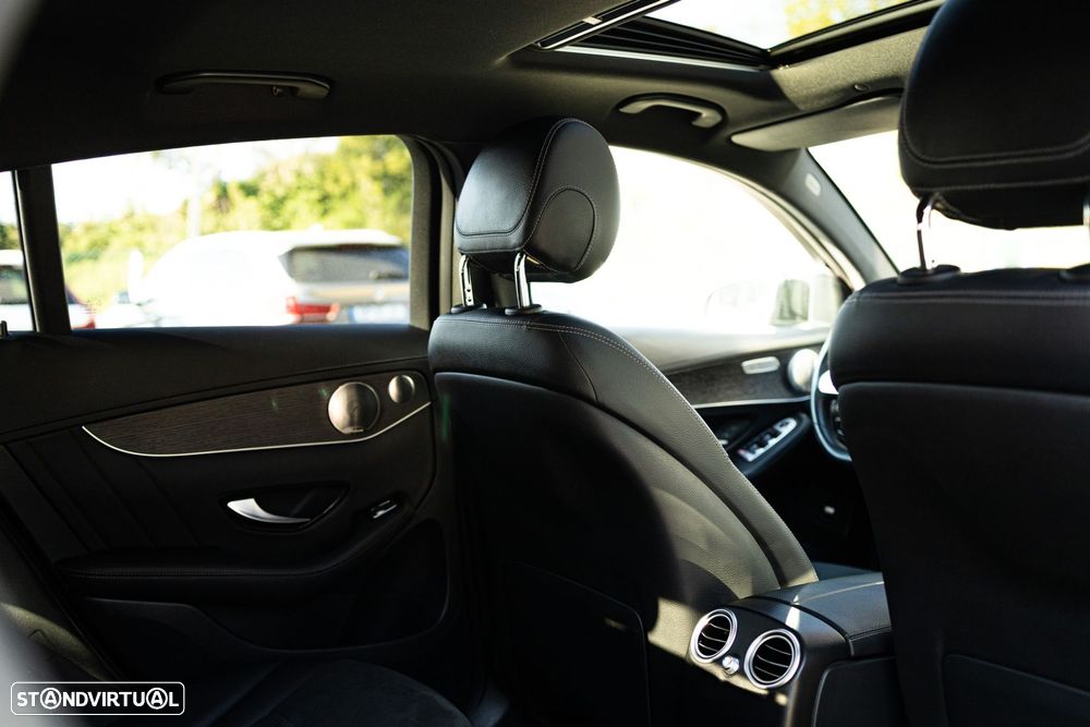 Mercedes-Benz GLC 300 de Coupé 4Matic - 26