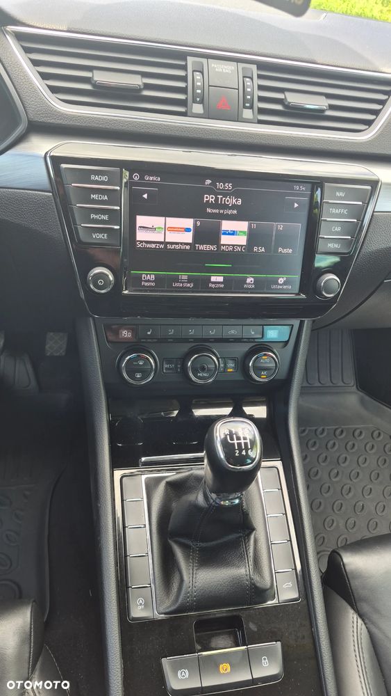 Skoda Superb 2.0 TDI Style - 32