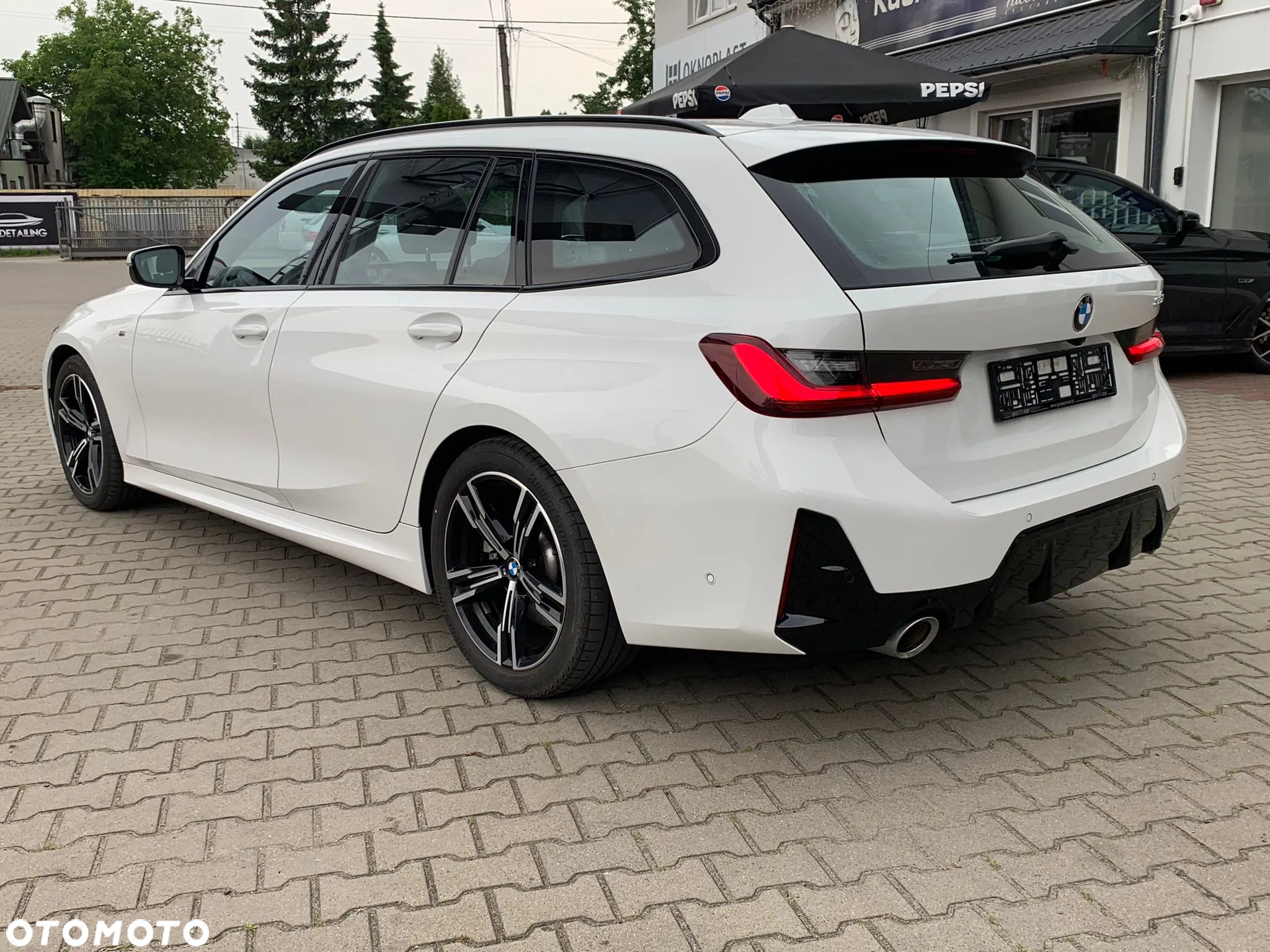BMW Seria 3 330i M Sport - 7