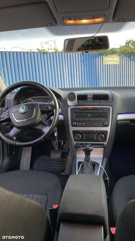 Skoda Octavia 1.8 TSI Elegance DSG - 24