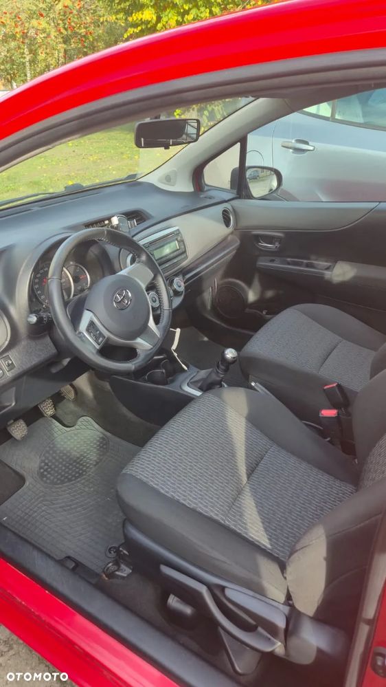 Toyota Yaris - 4