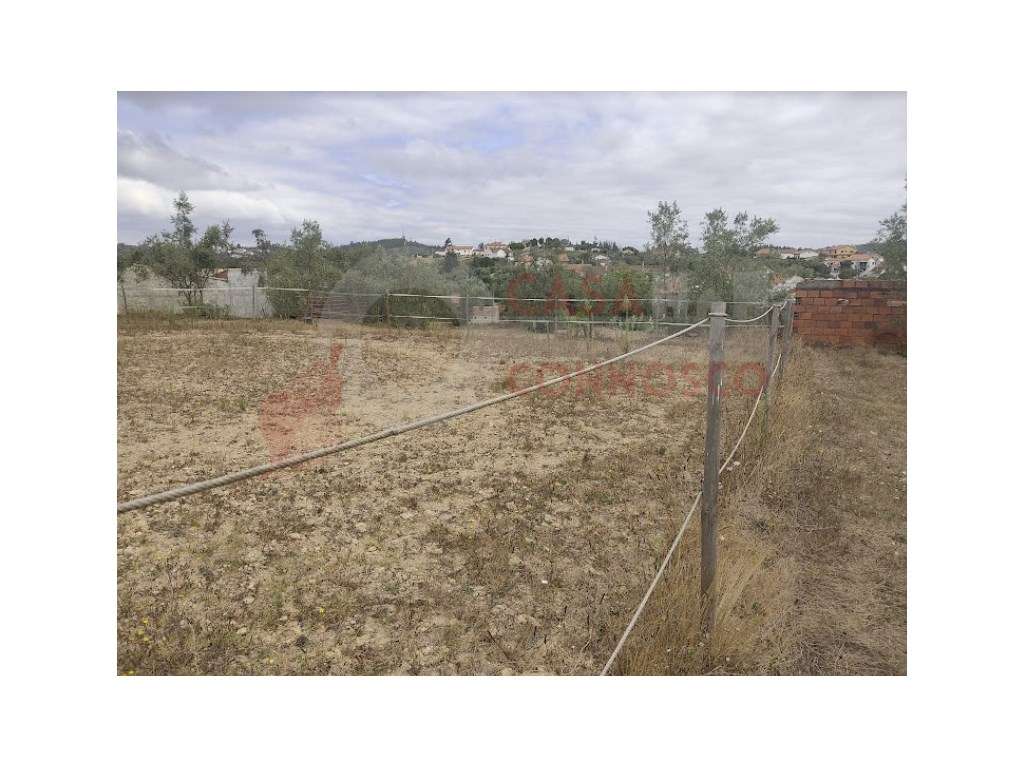 Lote de terreno para construção - Grande imagem: 2/4