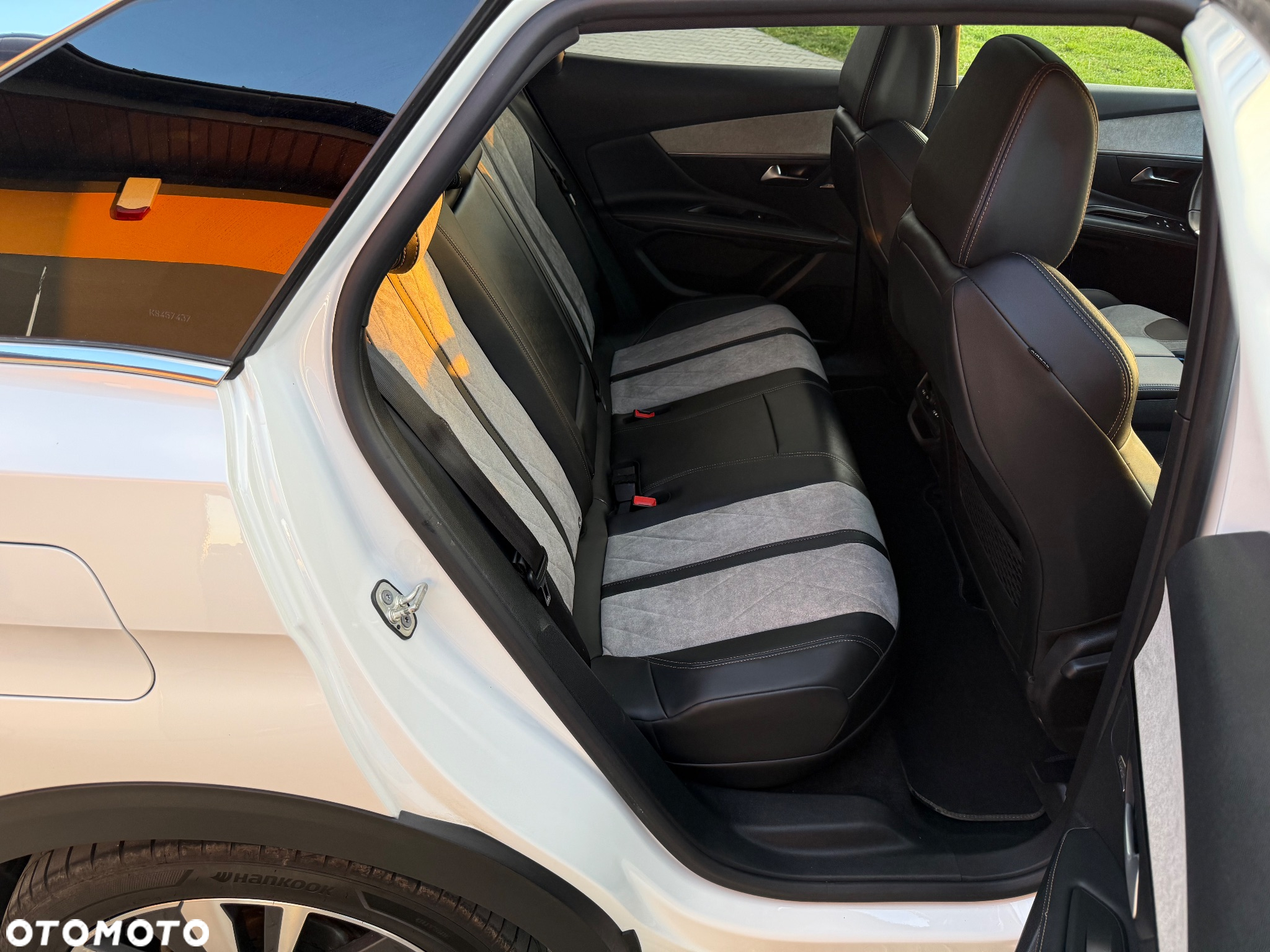 Peugeot 3008 Plug-In Hybrid4 300 e-EAT8 GT - 34