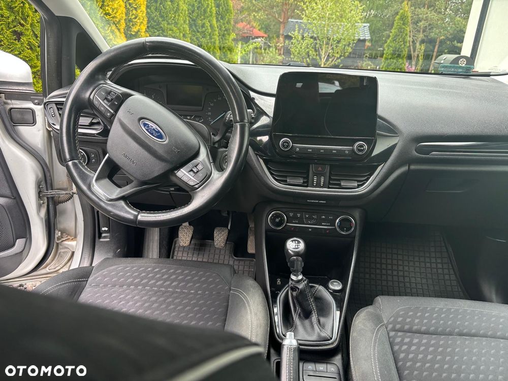 Ford Fiesta 1.0 EcoBoost Titanium - 14