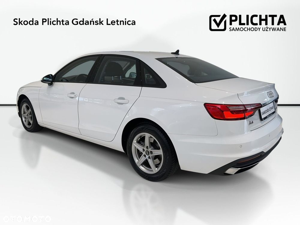 Audi A4 Limousine - 8