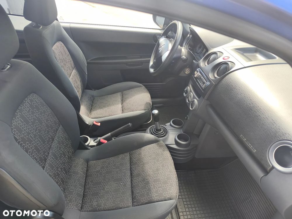 Mitsubishi Colt - 19