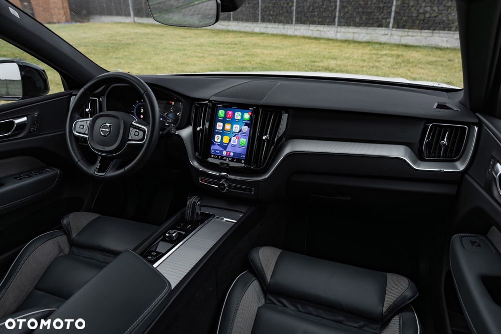 Volvo XC 60 B4 D Ultimate Dark - 24