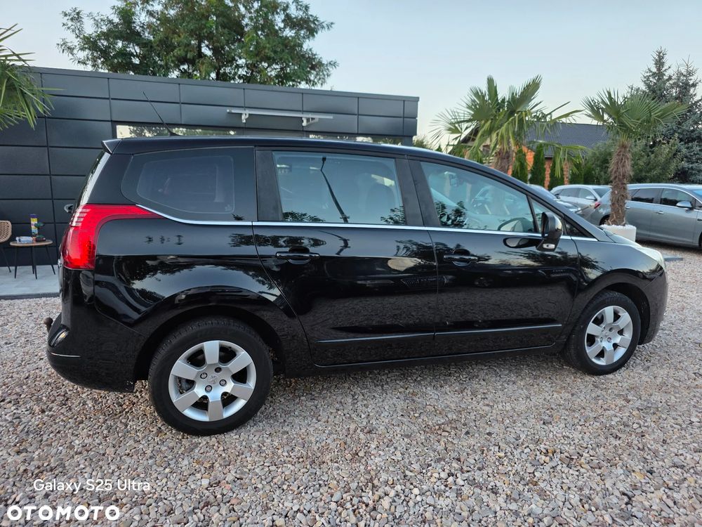 Peugeot 5008 - 15