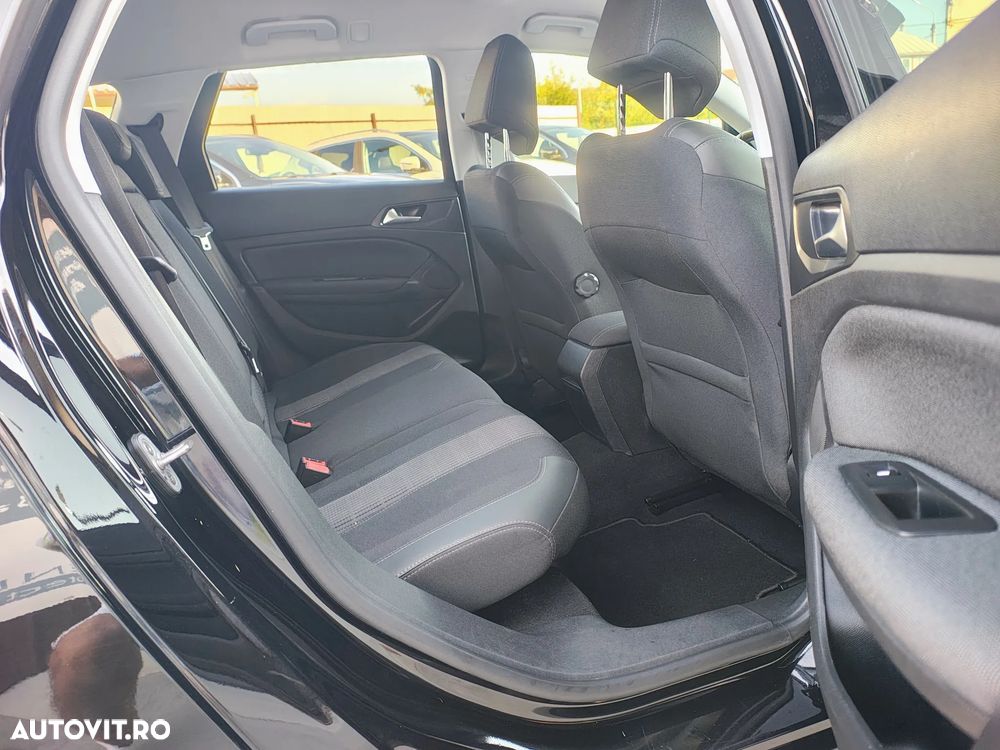 Peugeot 308 - 21