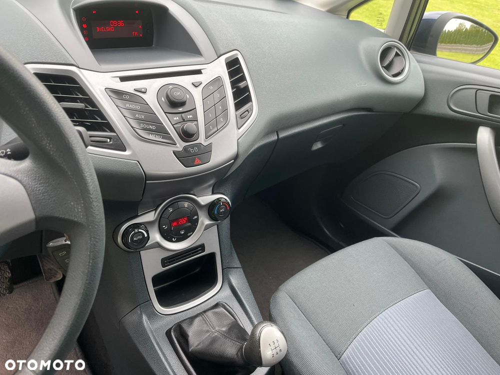 Ford Fiesta 1.25 SYNC Edition - 24