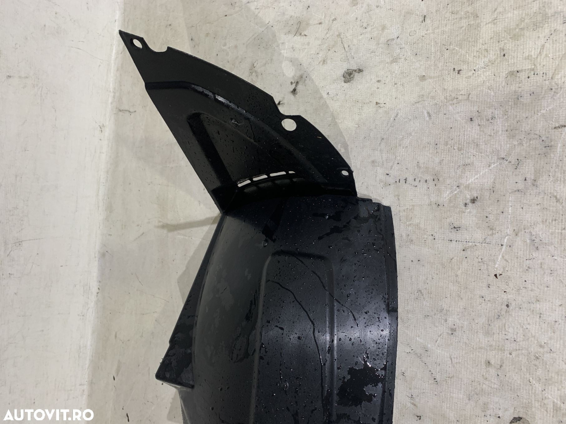Aparatoare noroi dreapta fata spre spate, Hyundai IX20, 2011, 2012, 2013, 2014, 2015, 2016, 2017, 2018, 2019, cod origine OE 86814-1K000. - 2