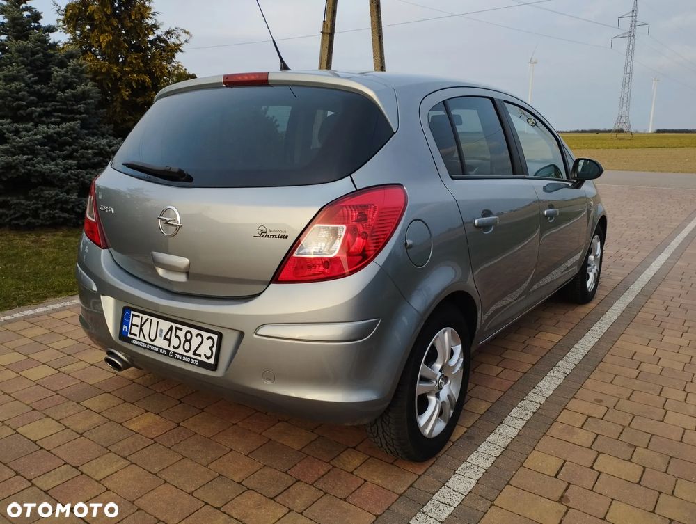Opel Corsa 1.4 16V 150 Jahre - 6