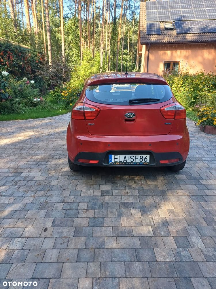 Kia Rio 2014 photo 4