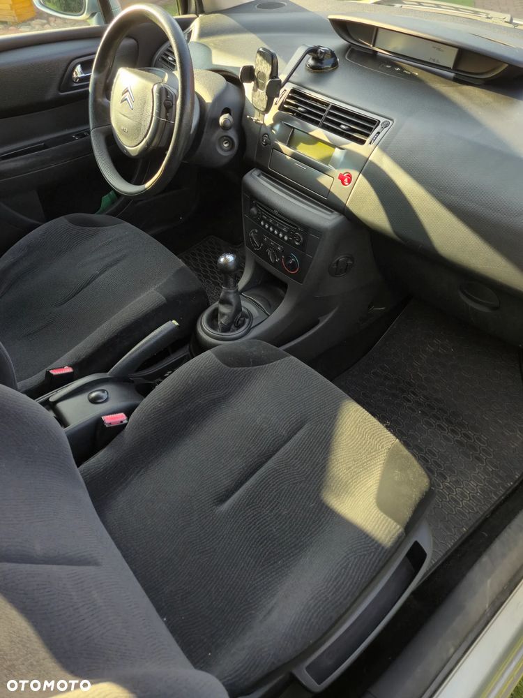 Citroën C4 1.6 HDi Equilibre - 10