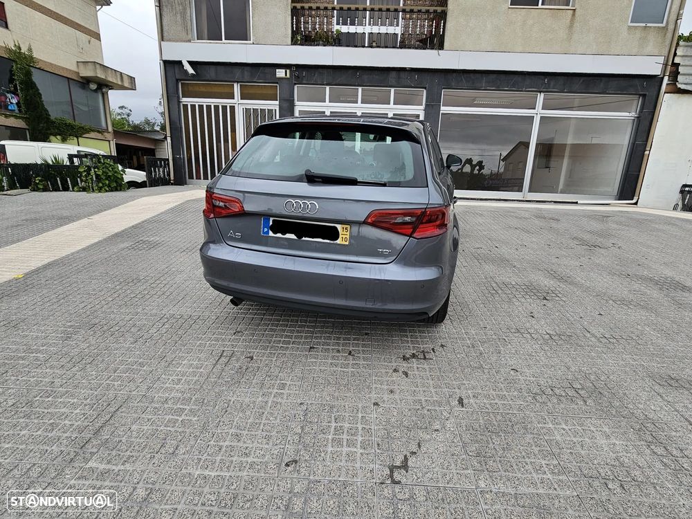 Audi A3 Sportback 1.6 TDI Attraction - 5