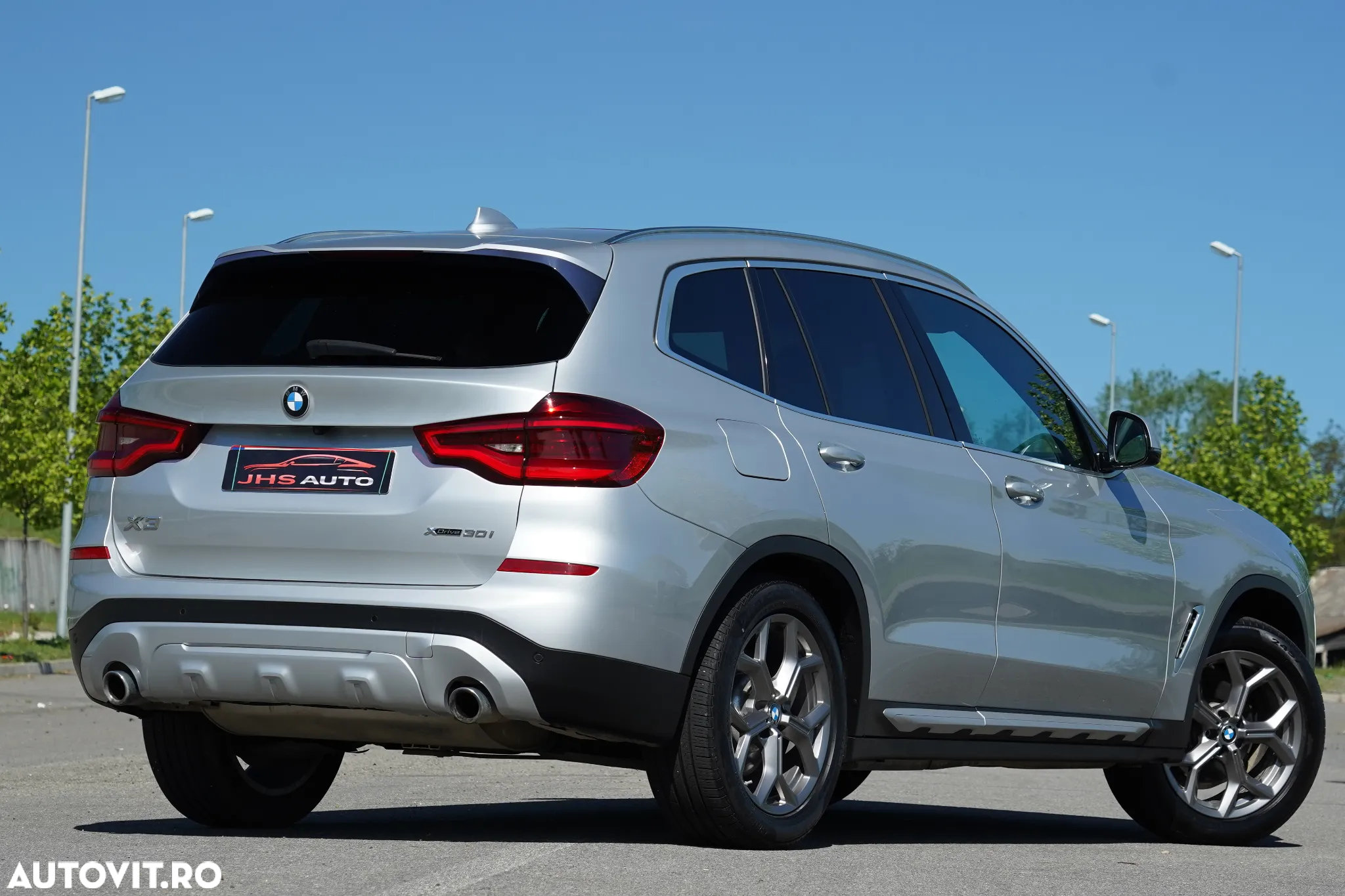 BMW X3 xDrive30i Aut. Luxury Line - 4