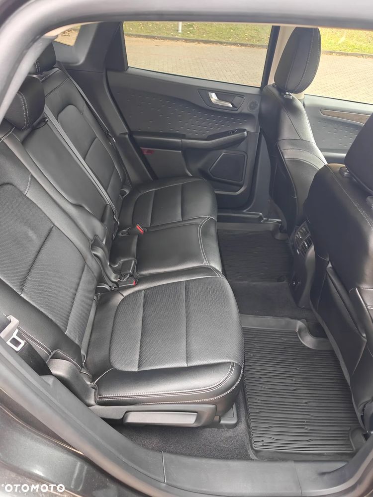 Ford Kuga 2.5 Duratec FHEV TITANIUM - 23