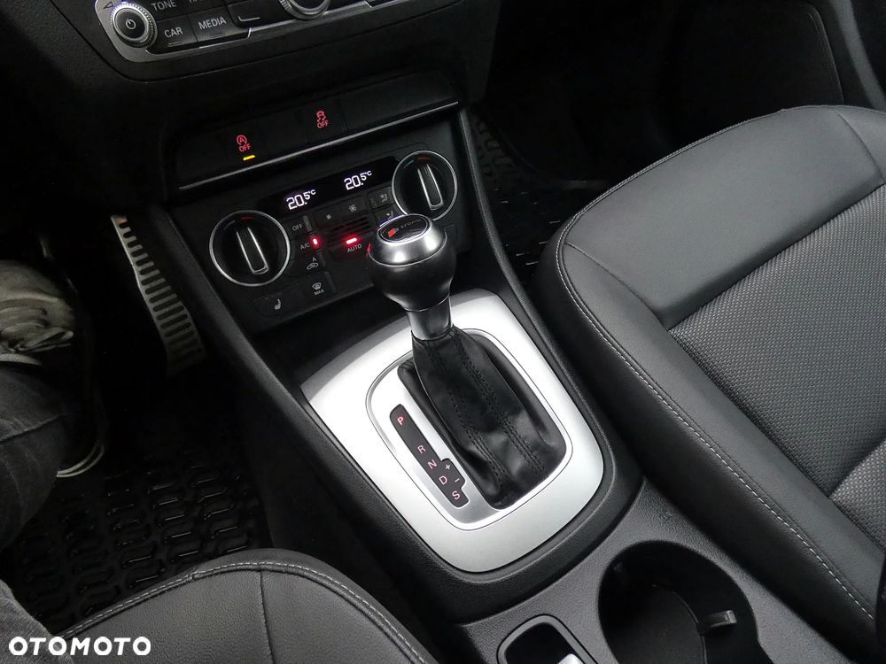 Audi Q3 1.4 TFSI Sport S tronic - 12