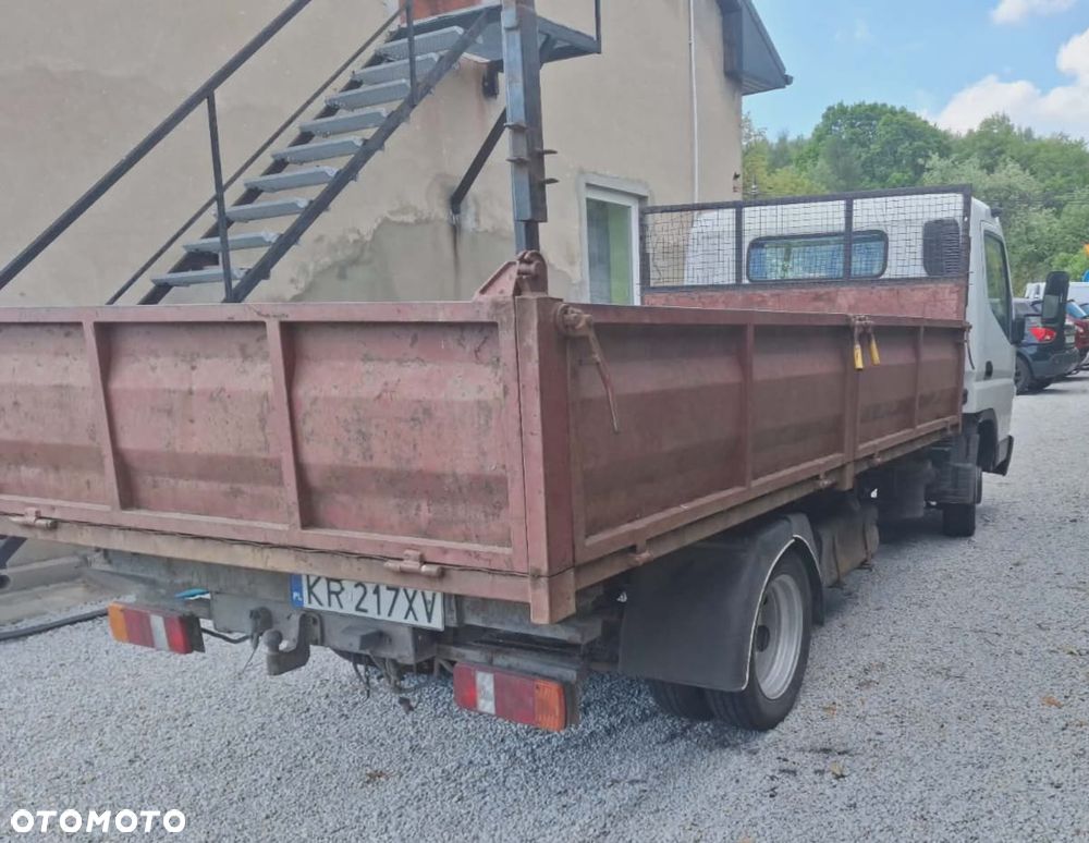 Mitsubishi Fuso Canter - 8