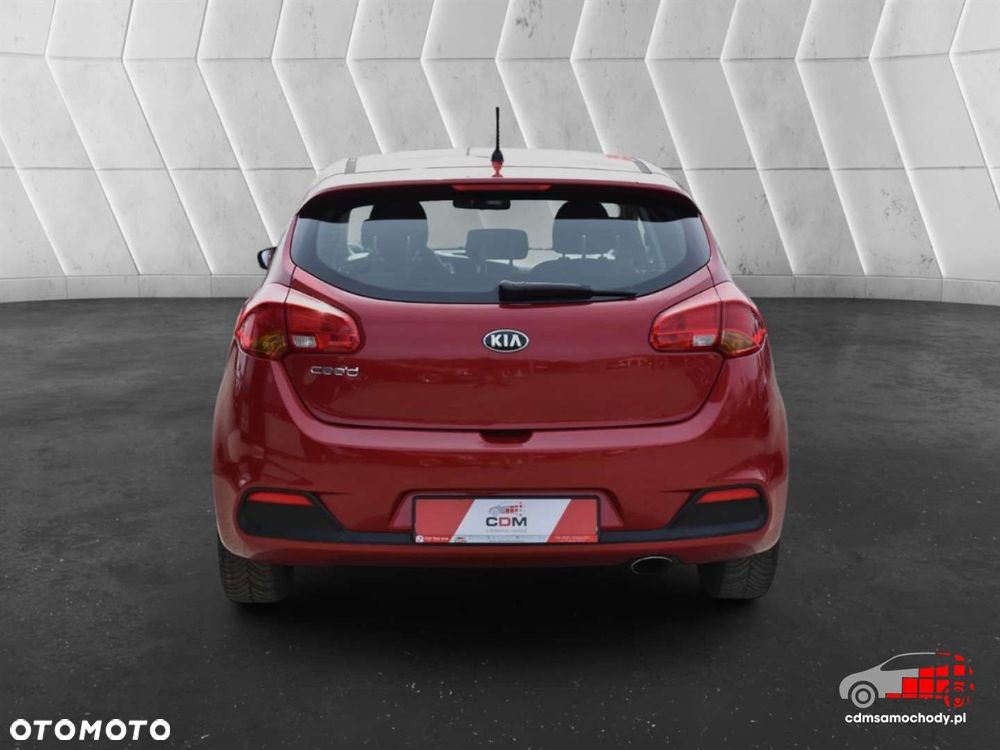 Kia Ceed - 9